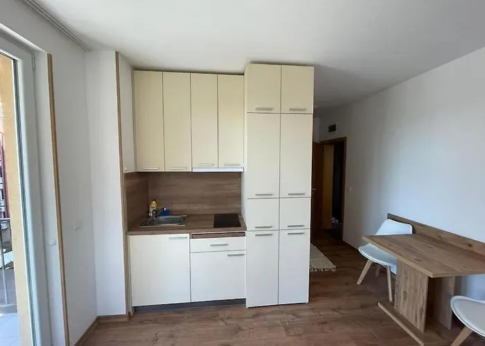 Sunny View Cacao Slantchev Briag