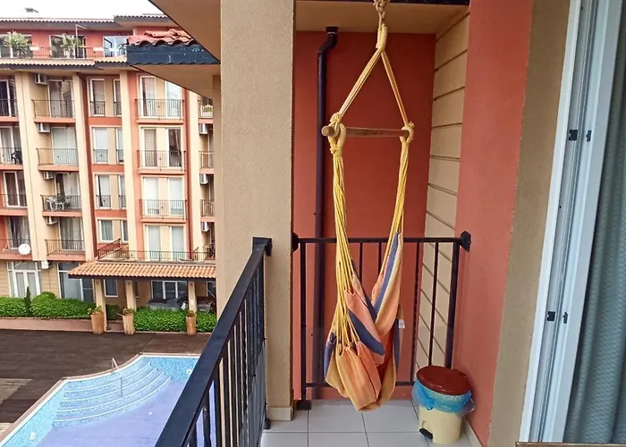 Sunny View Cacao Slantchev Briag